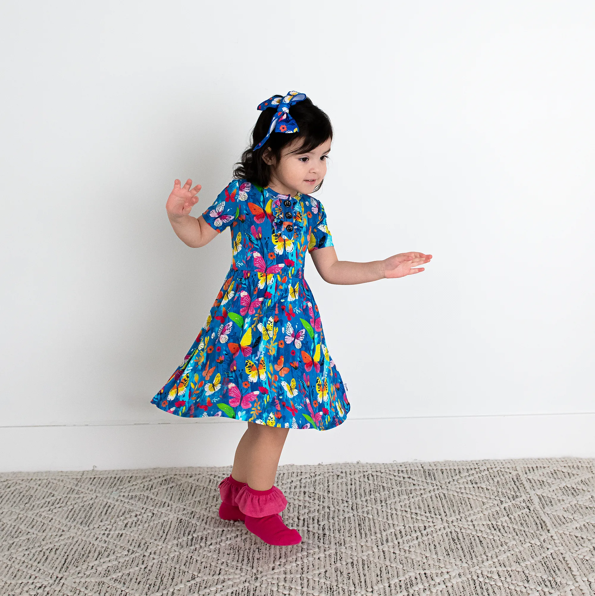 Magenta RUFFLE SOCKS