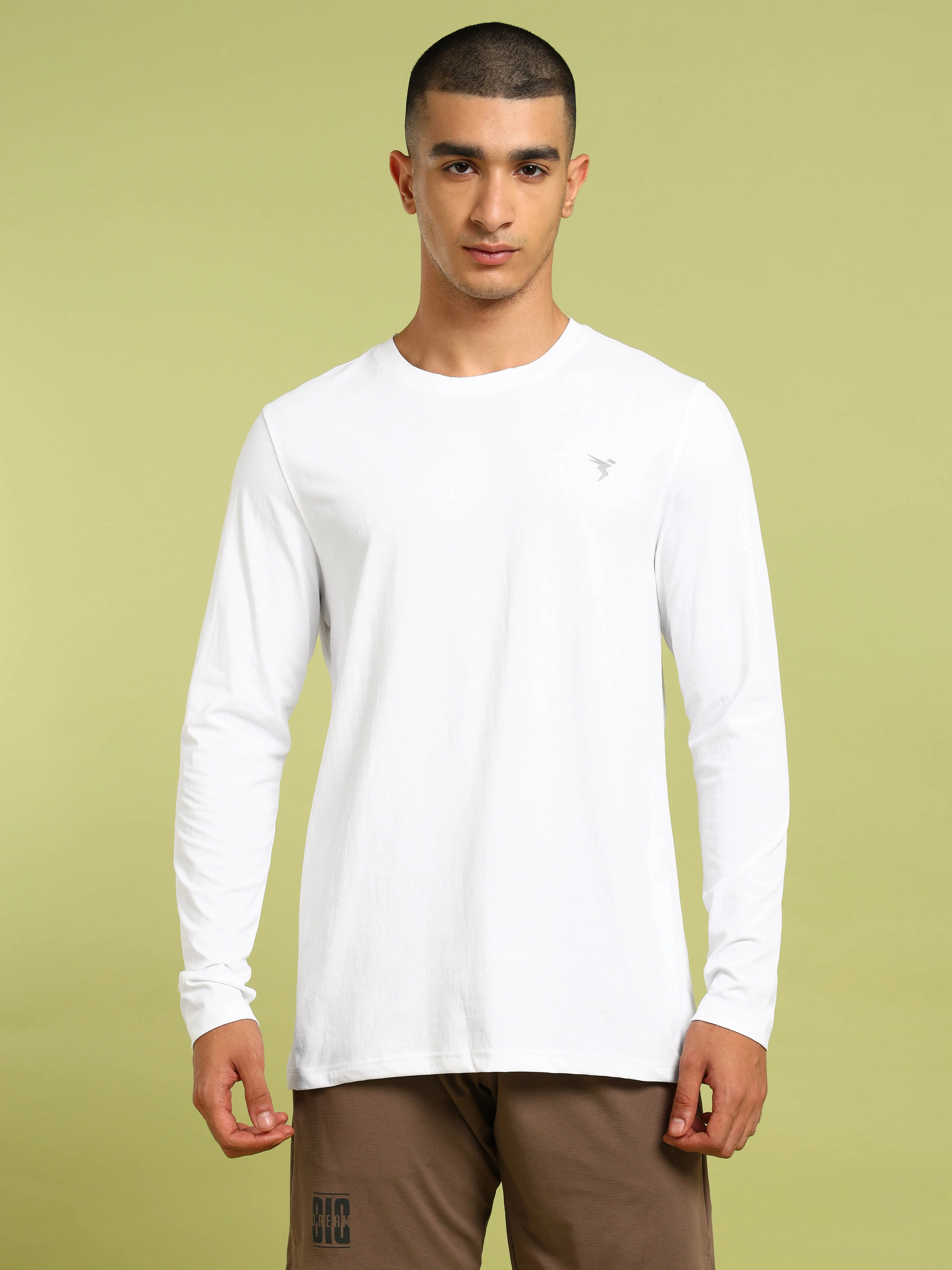 Men Solid Slim Fit Round Neck Sports T-shirt with COTFLEX