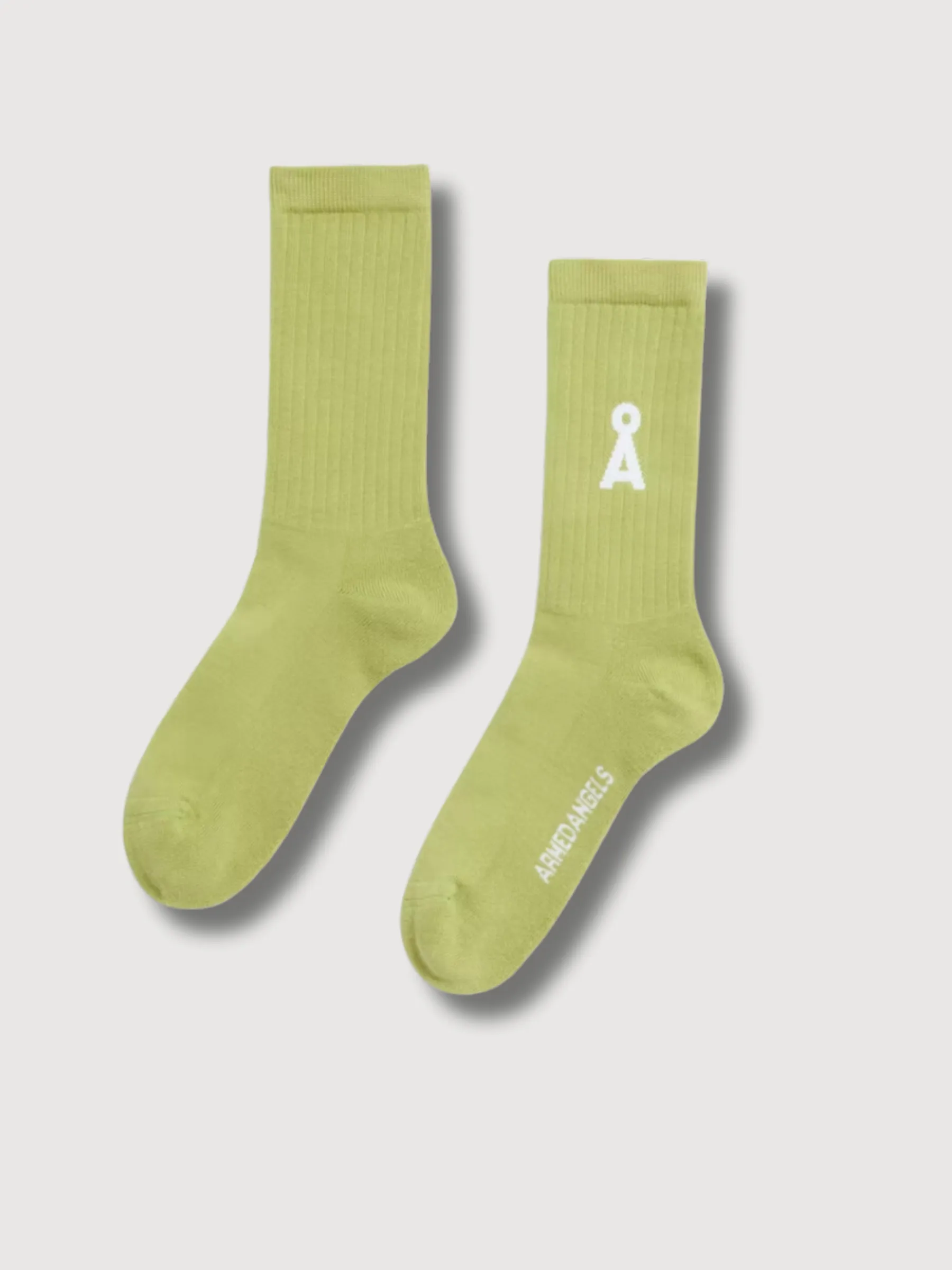Saamus Bold New Moss Yellow | Armedangels